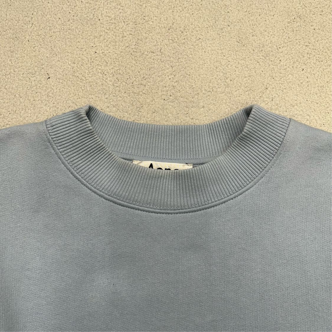 아크네스튜디오 크롭 맨투맨 스카이블루 XXS 상품이미지3