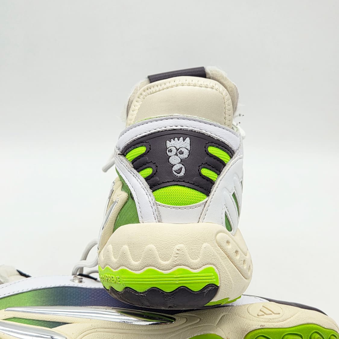  아디다스 x 산쿠안즈 솔루션 스트릿볼 (285)  상품이미지2