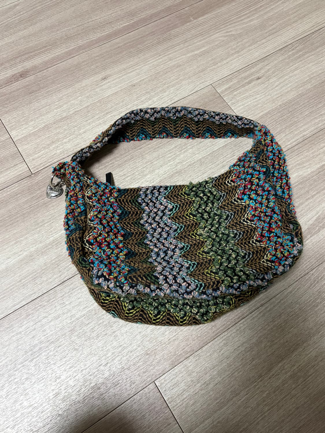 필인더블랭크 배터리색 m 숄더백 상품이미지2