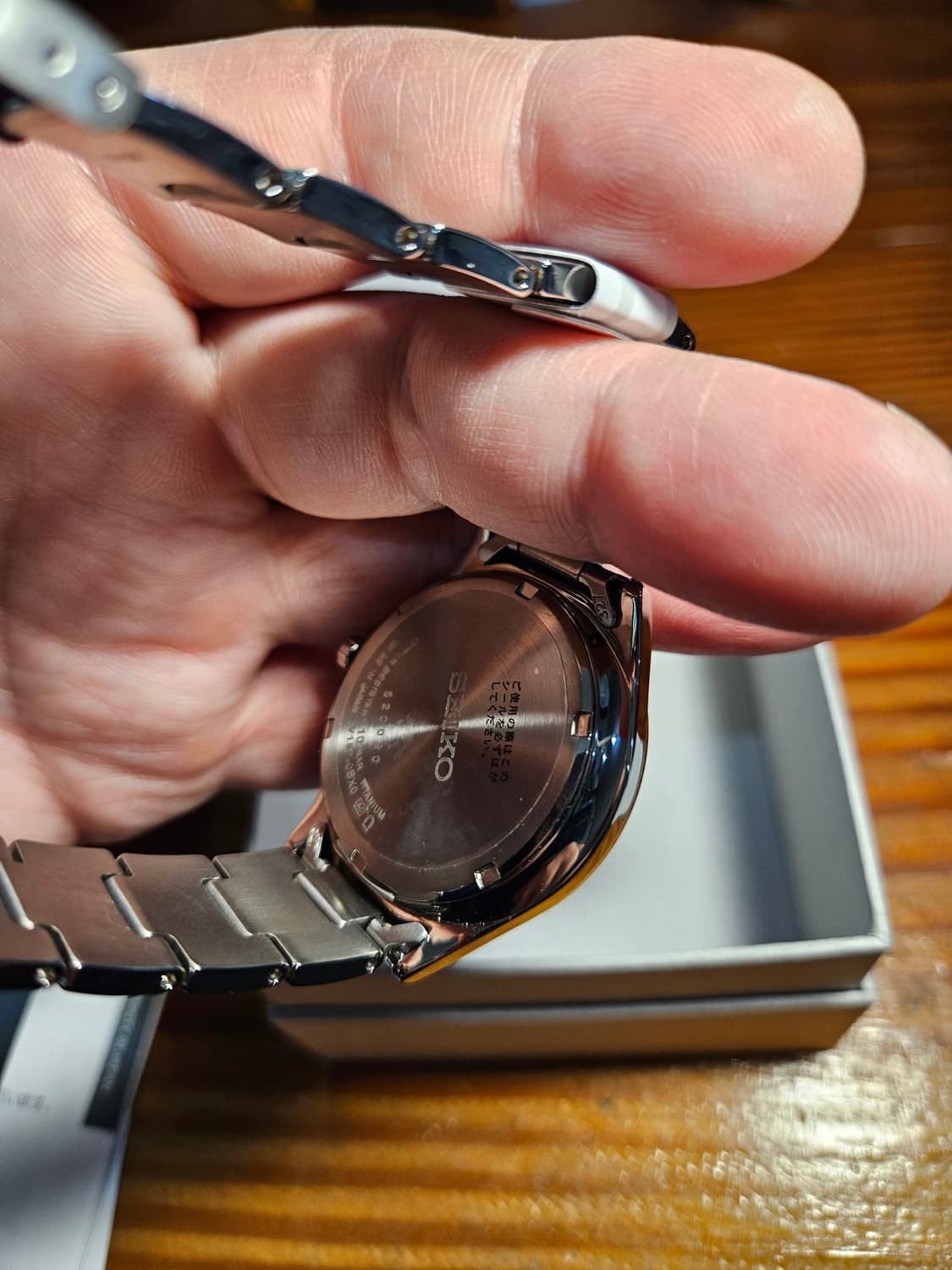 세이코 솔라 티타늄 검판 박스포함 미사용품 풀셋 상품이미지2