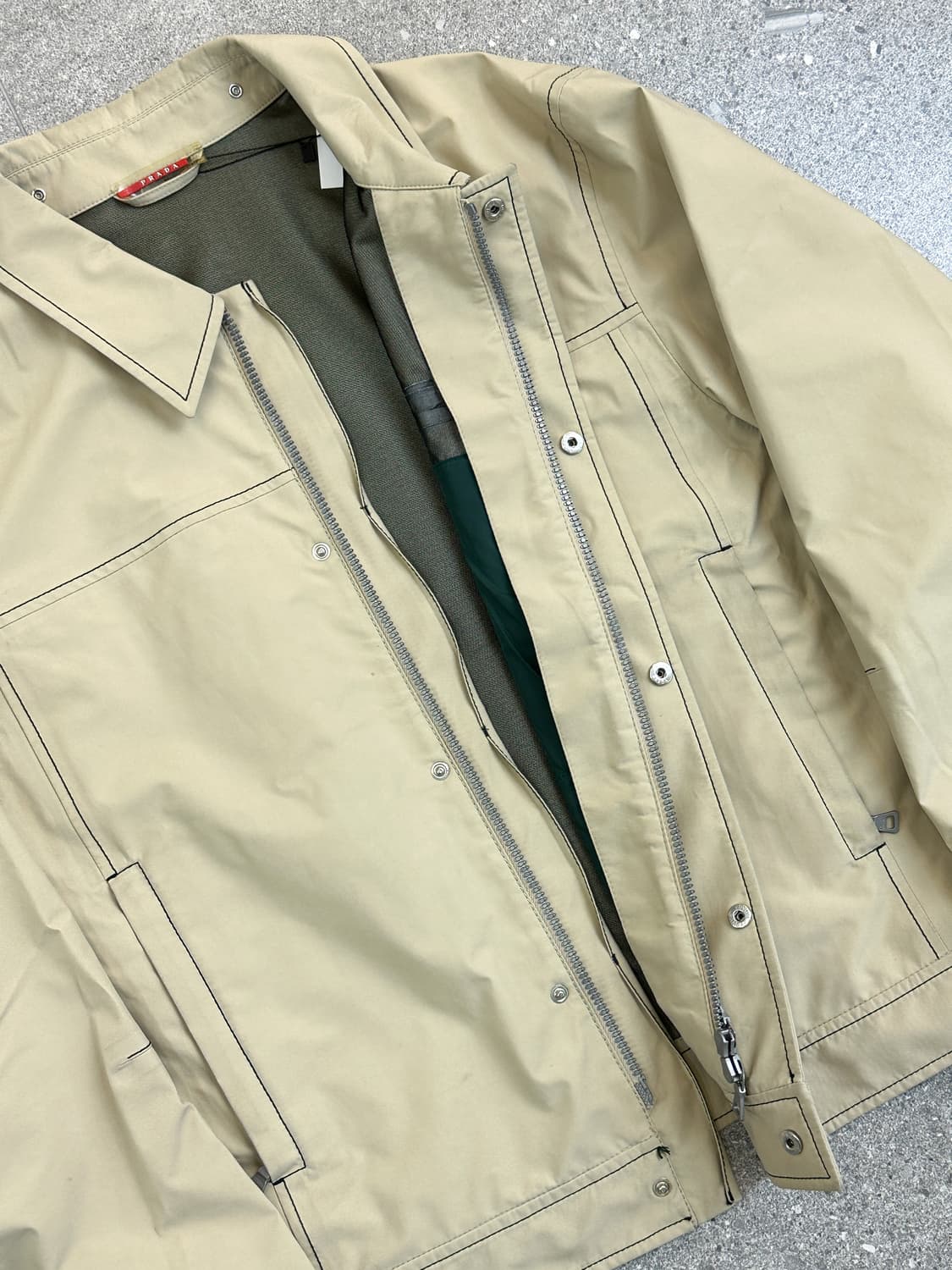 프라다 고어텍스 레드라벨 자켓 상품이미지4