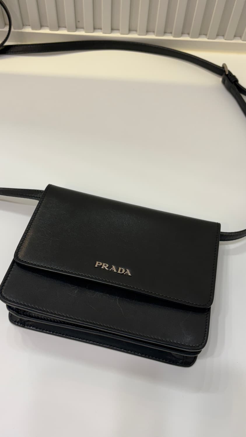 프라다 미니 크로스백 상품이미지2