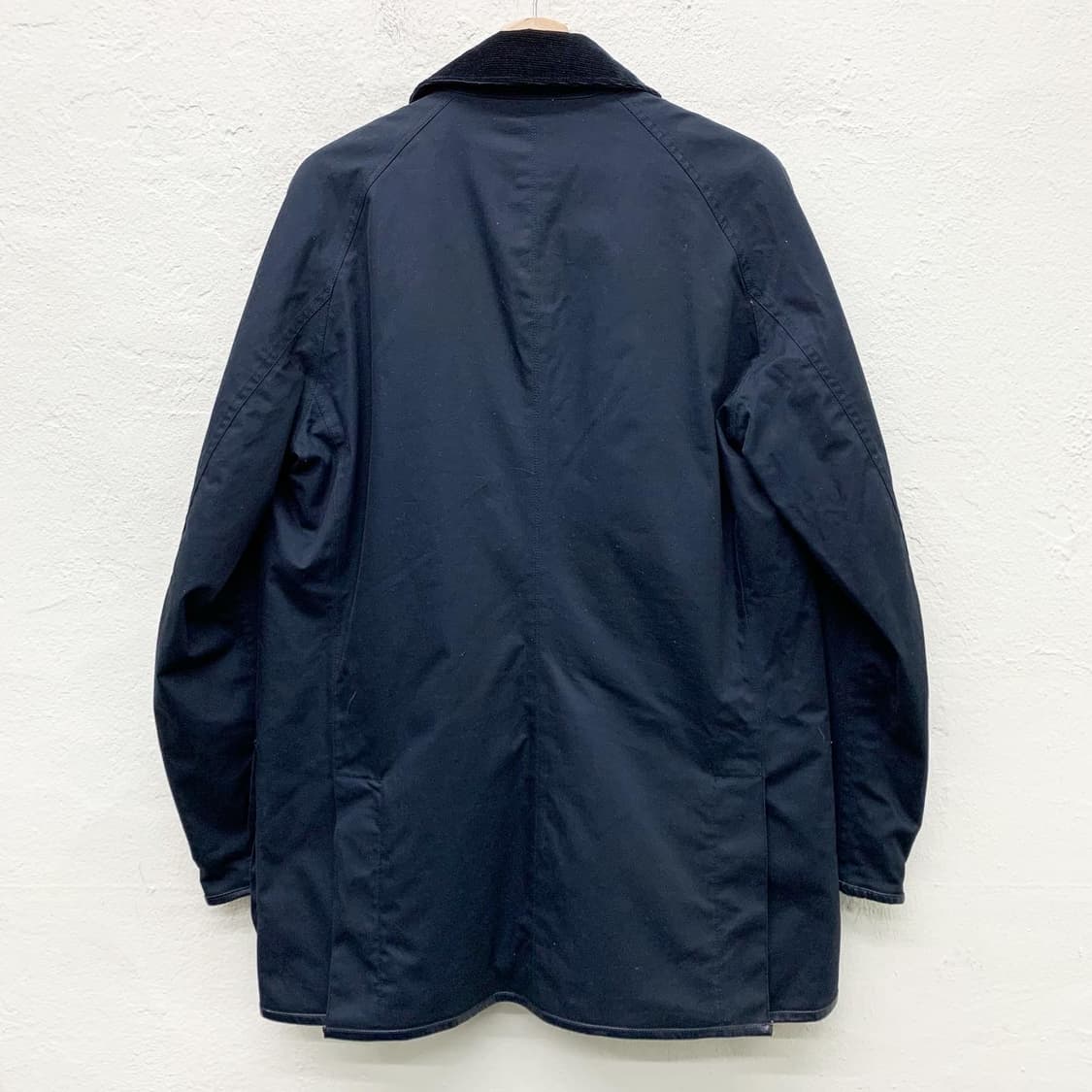 바버 인터네셔널 네이비 워터프루프 싱글 롱 자켓  상품이미지4