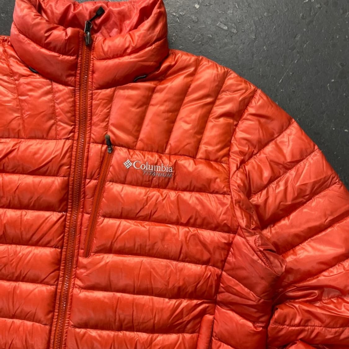 105 콜럼비아 경량패딩 상품이미지2