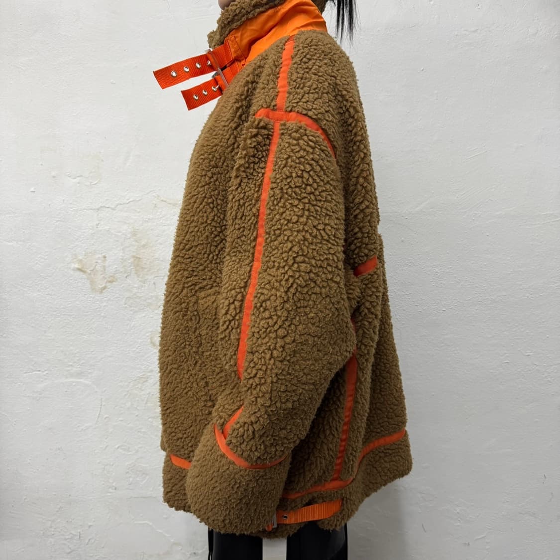 빔즈(BEAMS) 브라운컬러 폴리 덤블 보아 B-3 자켓 상품이미지2