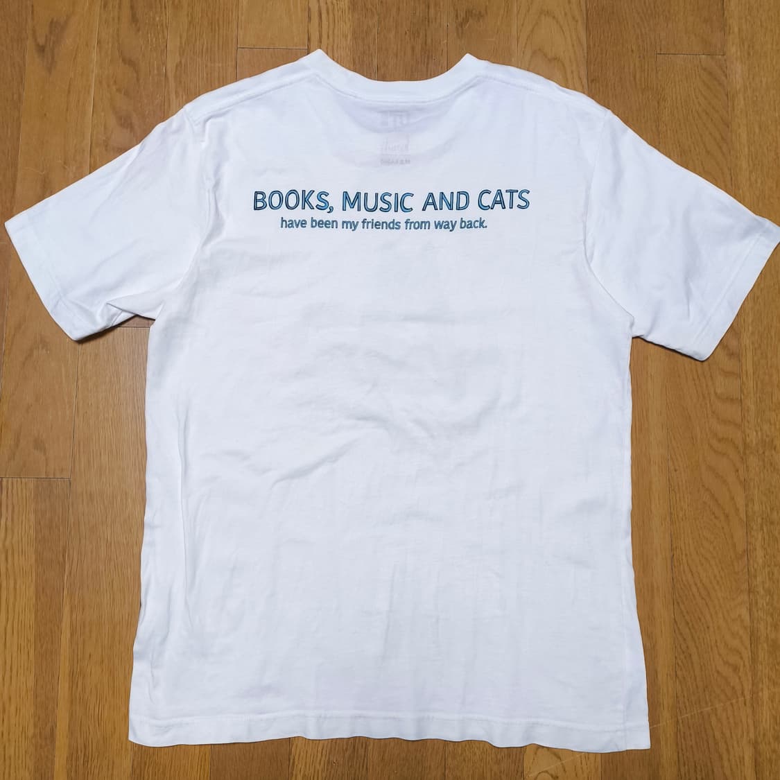 [M] 유니클로 UT x 무라카미 하루키 티셔츠 상품이미지4