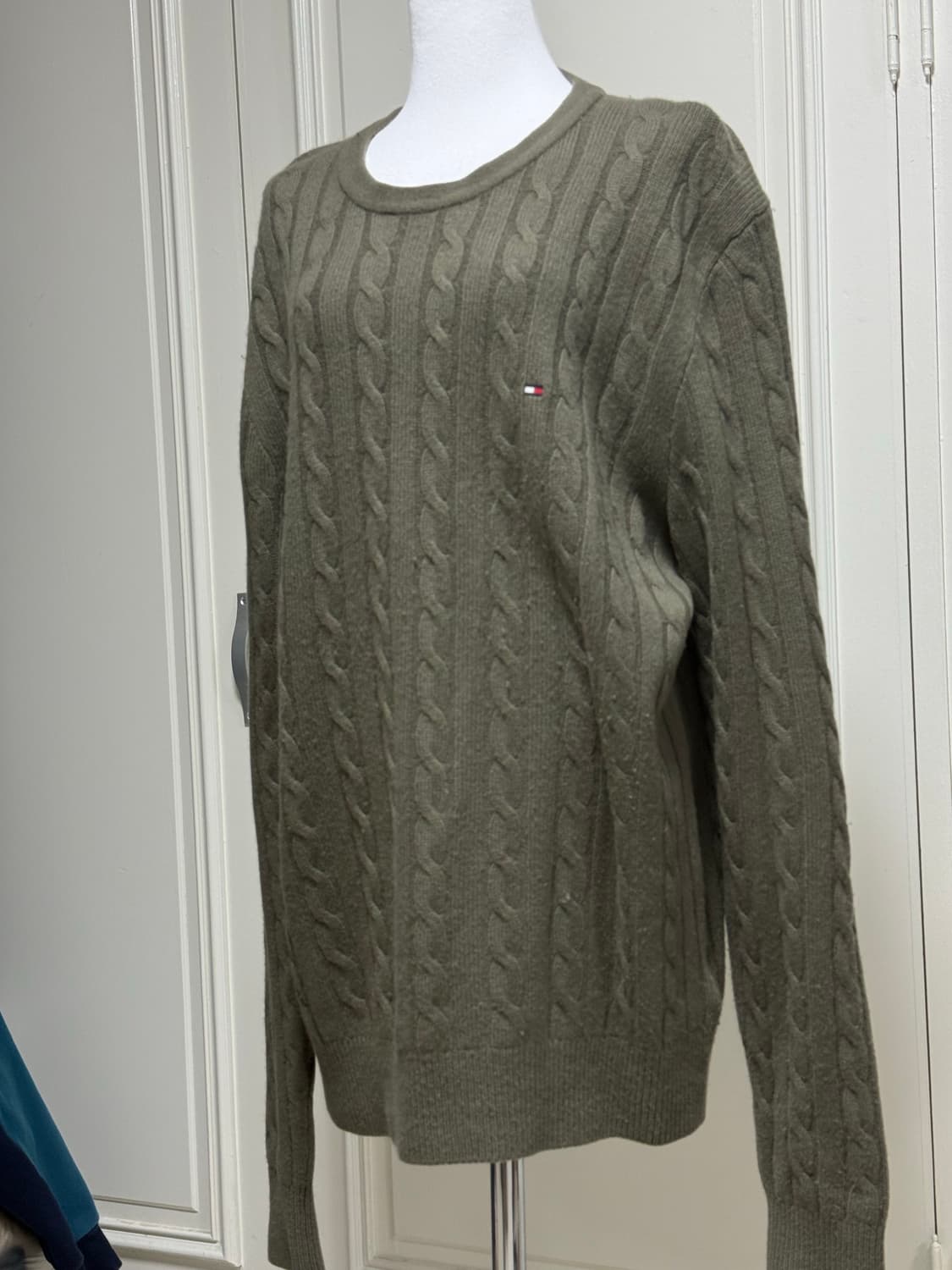 타미 카키 니트 상품이미지3