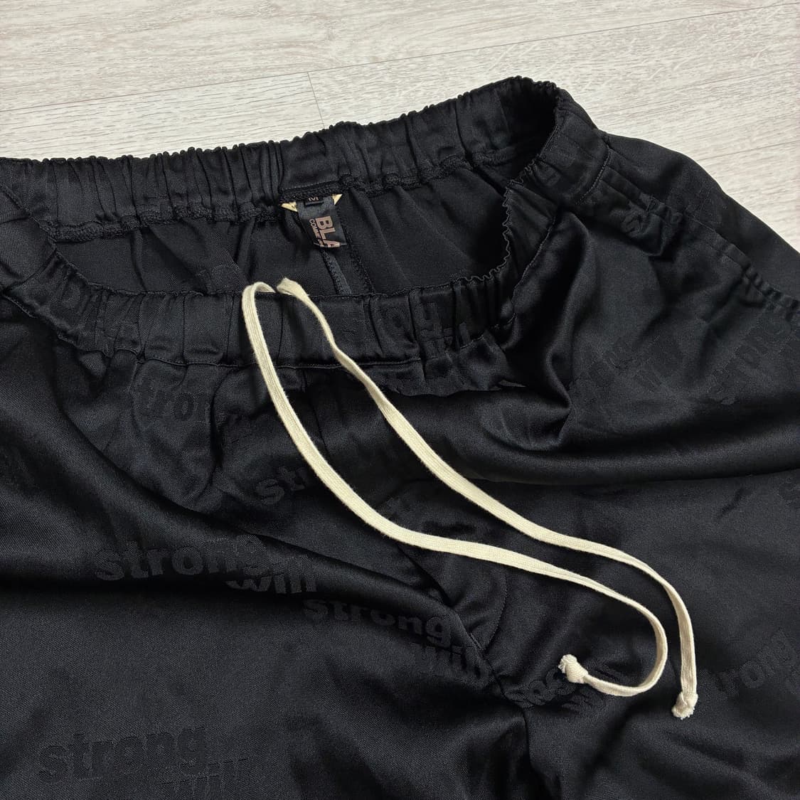 [M] 꼼데가르송 블랙 사루엘 쇼츠 상품이미지2