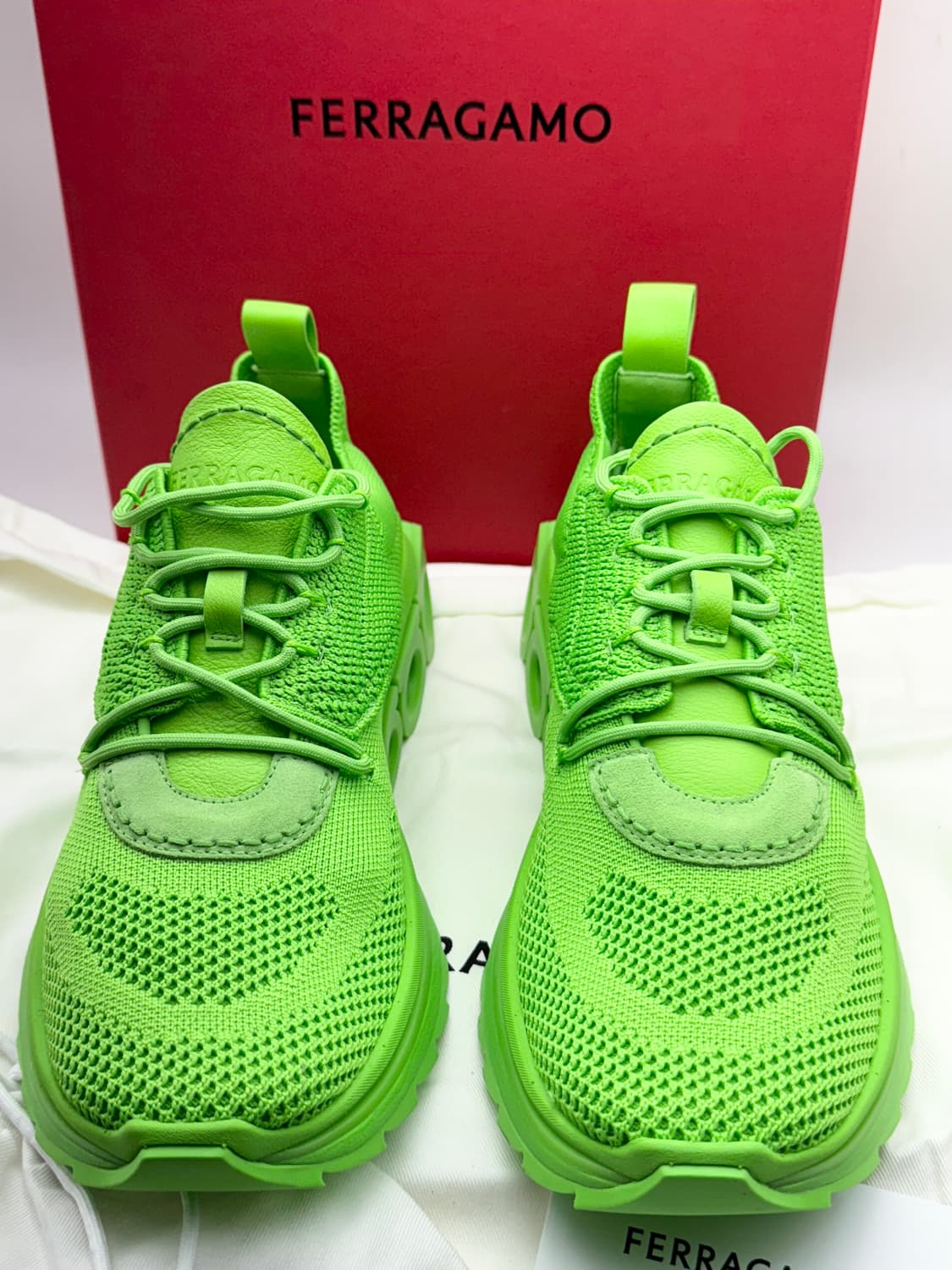 정품)페라가모 스니커즈 상품이미지3