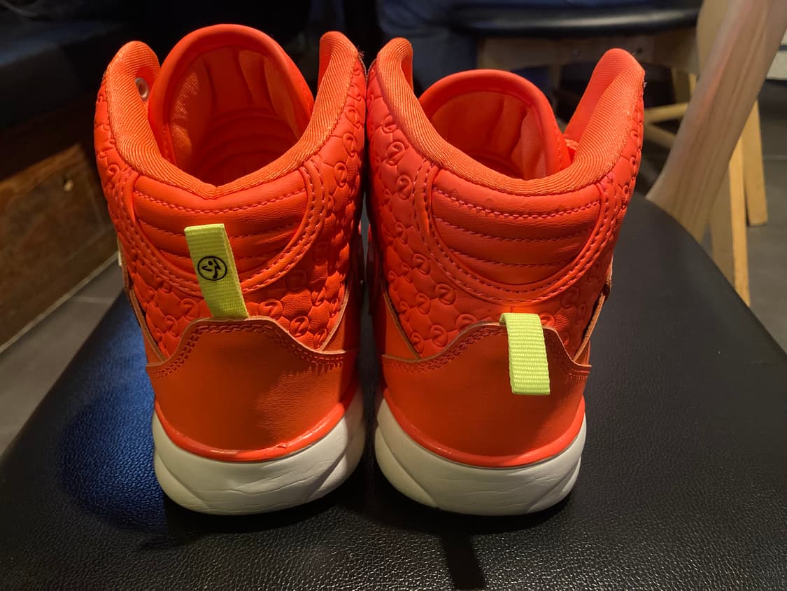 (거의 새것)줌바 에너지 보스 줌바 운동화 235, US7, EU38 상품이미지5