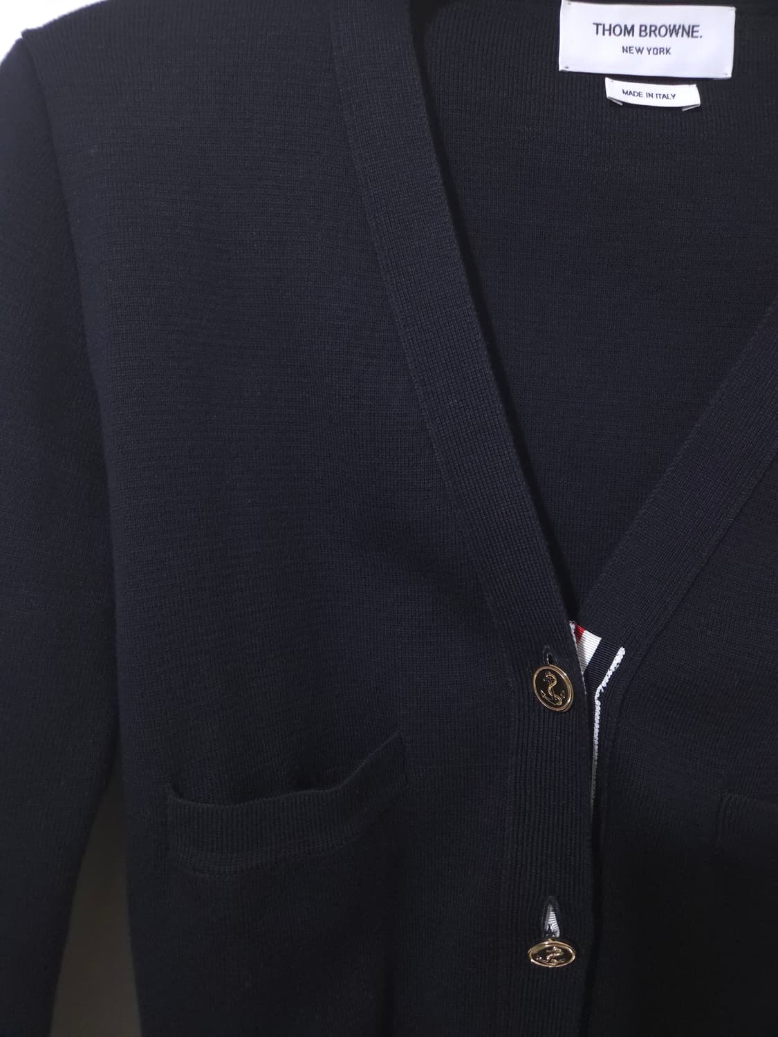 [새상품급] 톰브라운 밀라노스티치 여성 금장 가디건 40 Size 상품이미지4