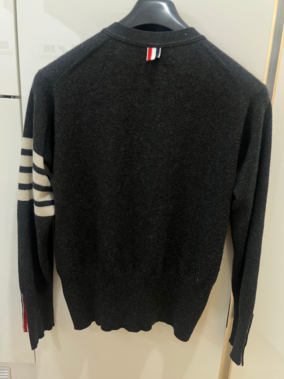 톰브라운 캐시미어 가디건 3사이즈 (새상품급) 상품이미지2