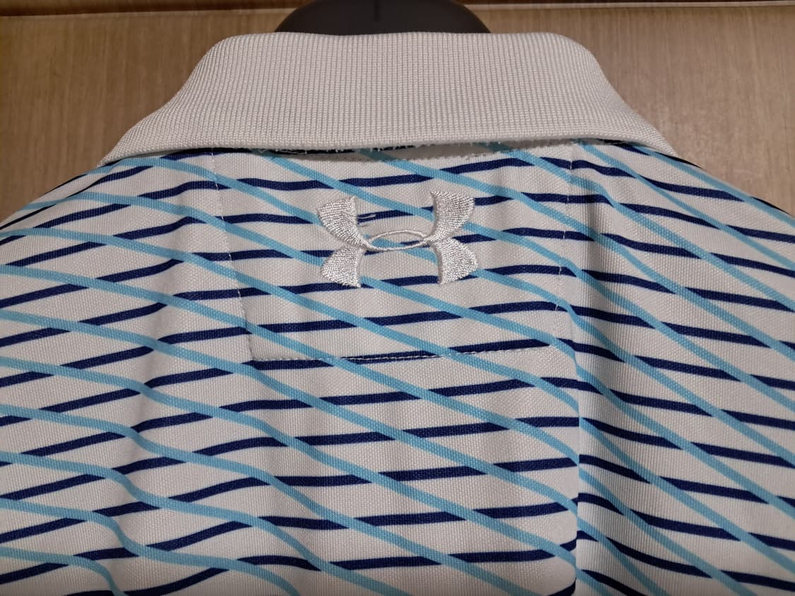 언더아머 여성 반팔티 M 상품이미지4
