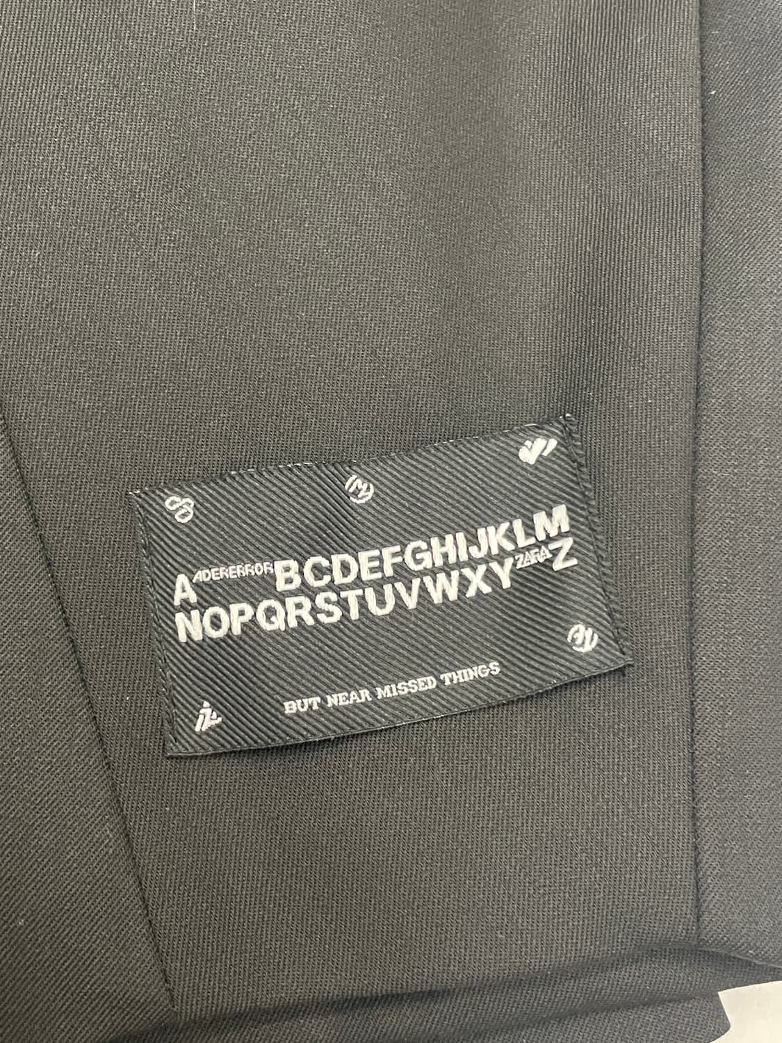 아더에러 자라 블레이저 블랙 자더에러 상품이미지2