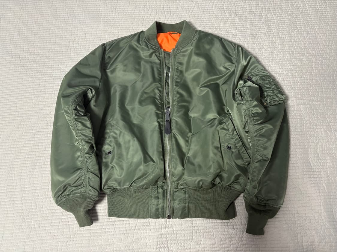 알파인더스트리 Ma-1 세이지 상품이미지1