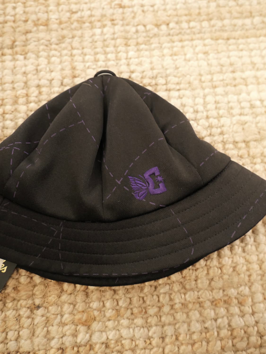 니들스 x DC 버뮤다 햇 새상품 상품이미지2