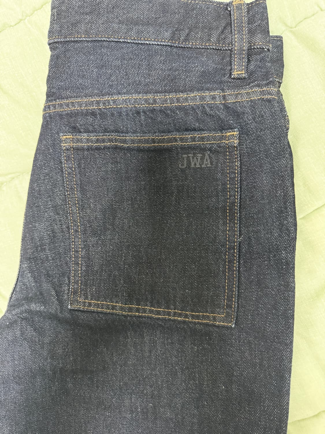 유니클로 JW앤더슨 스트레이트진 68컬러 33사이즈 상품이미지2