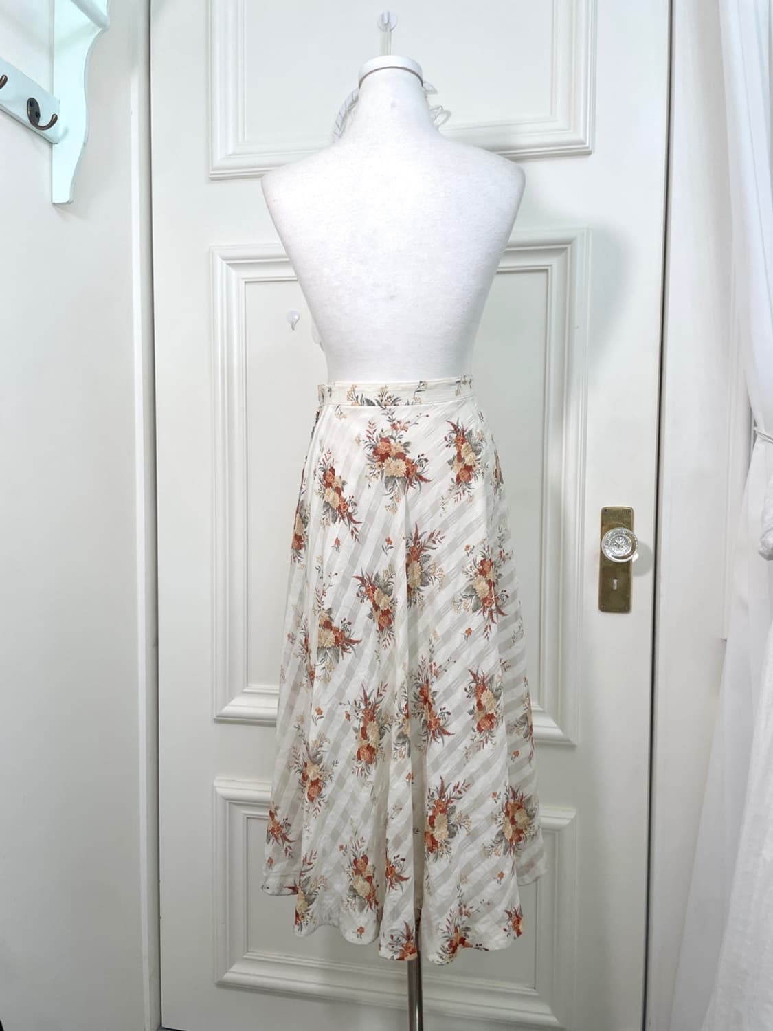 beige ivory flower point skirt 상품이미지3