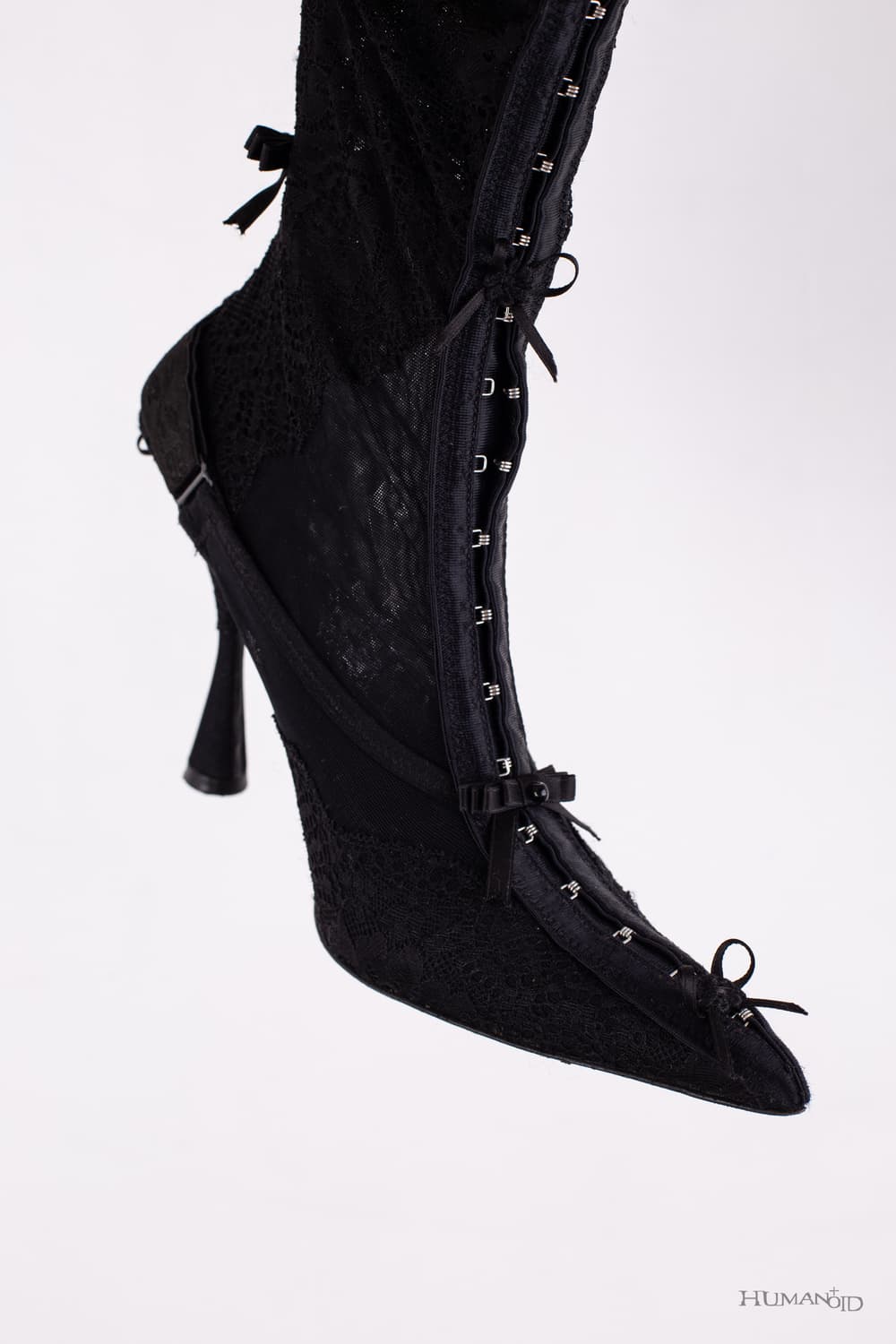 BALENCIAGA LINGERIE KNIFE ANKLE BOOTS 상품이미지1