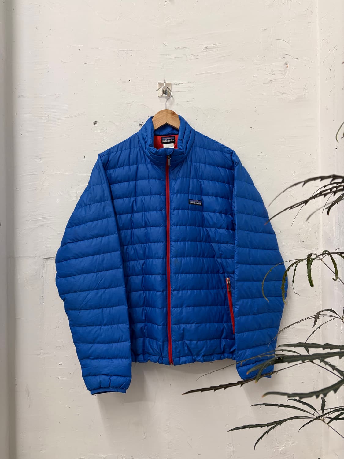 파타고니아 경량패딩 상품이미지1