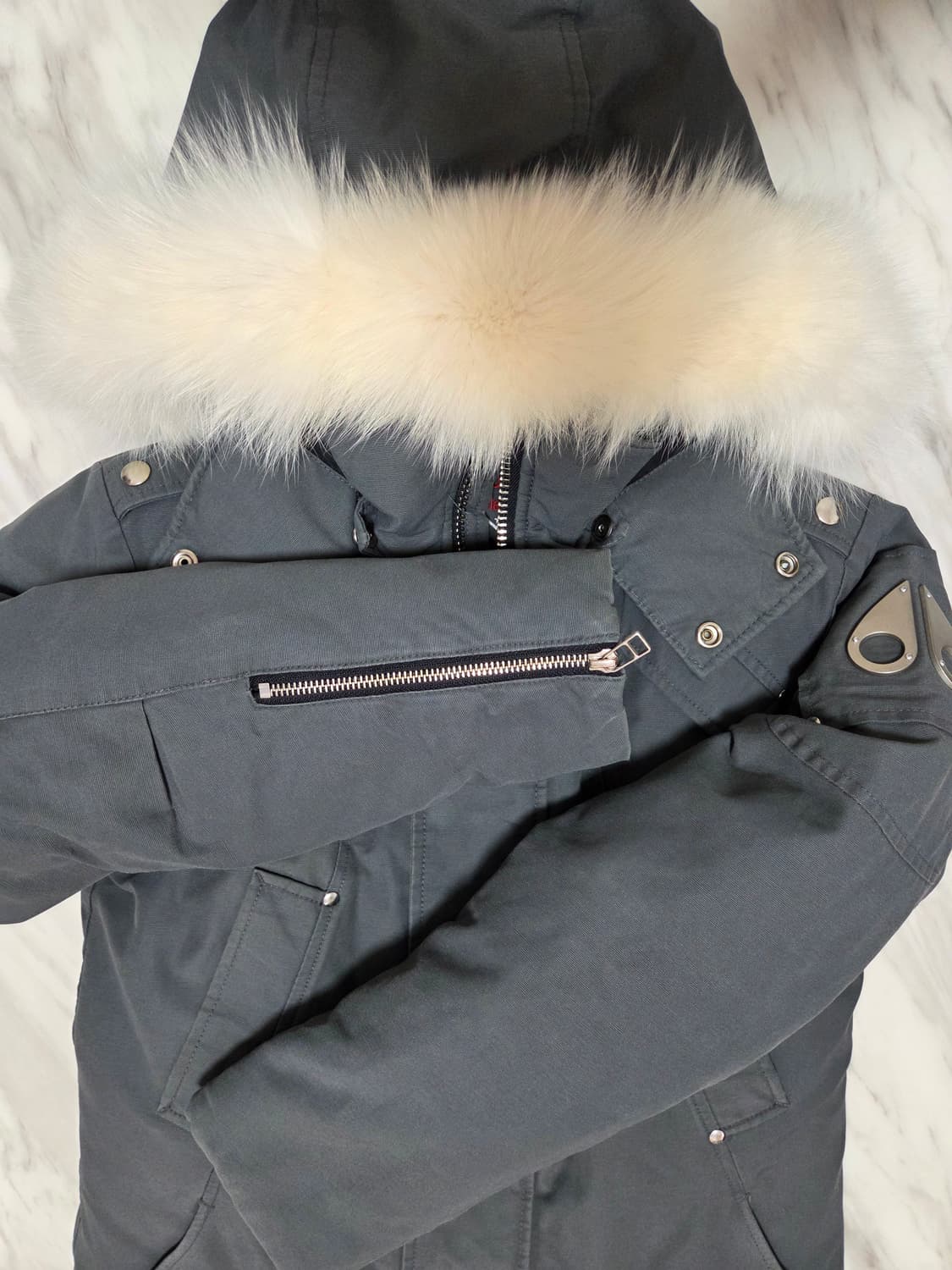 무스너클 스틸링 다운 패딩 상품이미지10