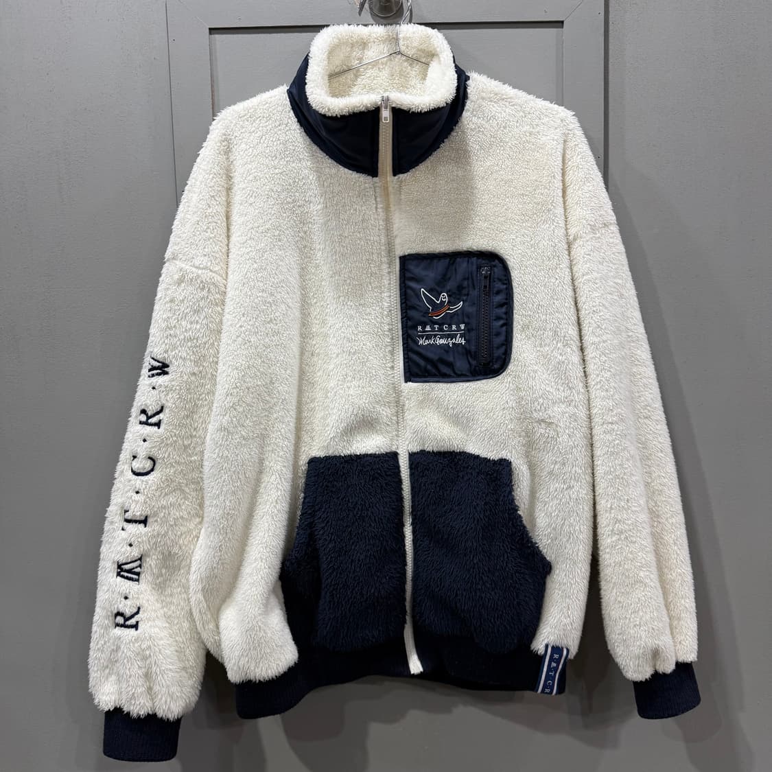 L 로멘틱크라운x마크곤잘레스 플리스 뽀글이 집업 자켓 상품이미지1