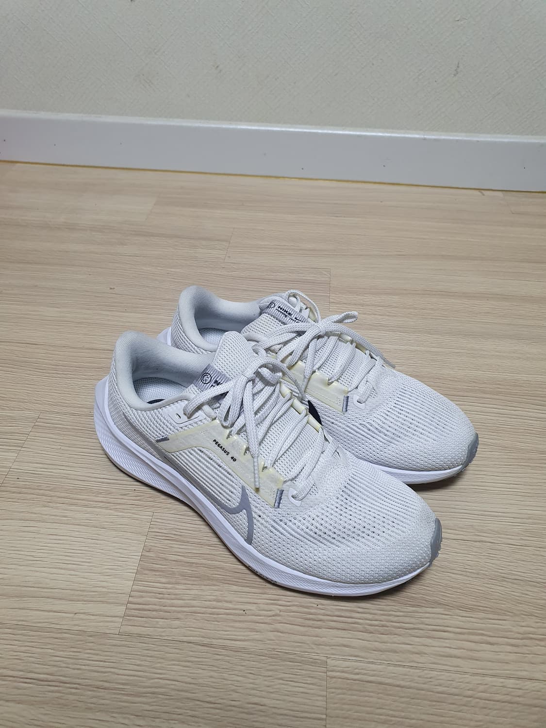 나이키 페가수스 40 화이트 운동화 265 상품이미지2