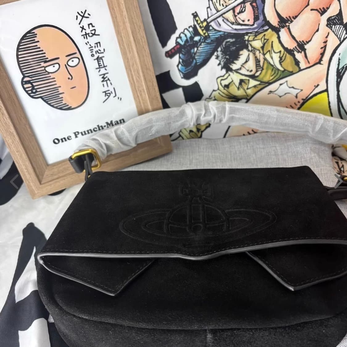 비비안웨스트우드 orb 스웨이드 숄더백 상품이미지3