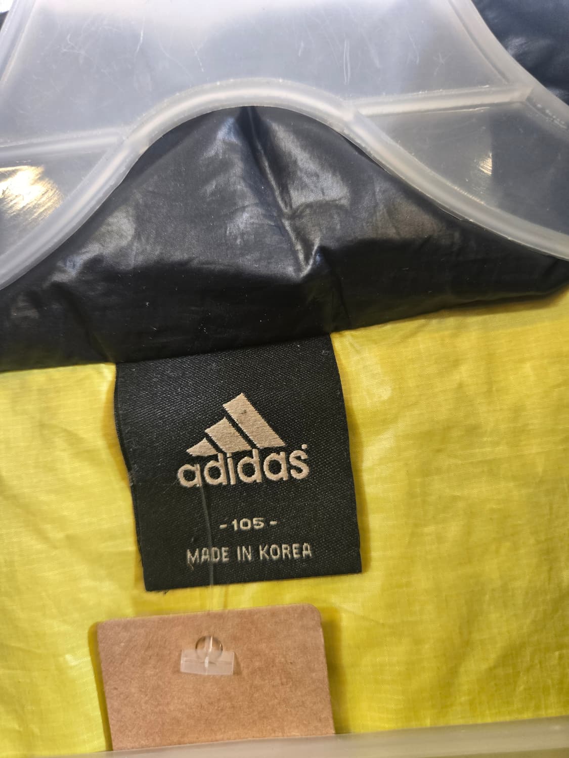 아디다스 블랙 경량 패딩 점퍼 상품이미지3
