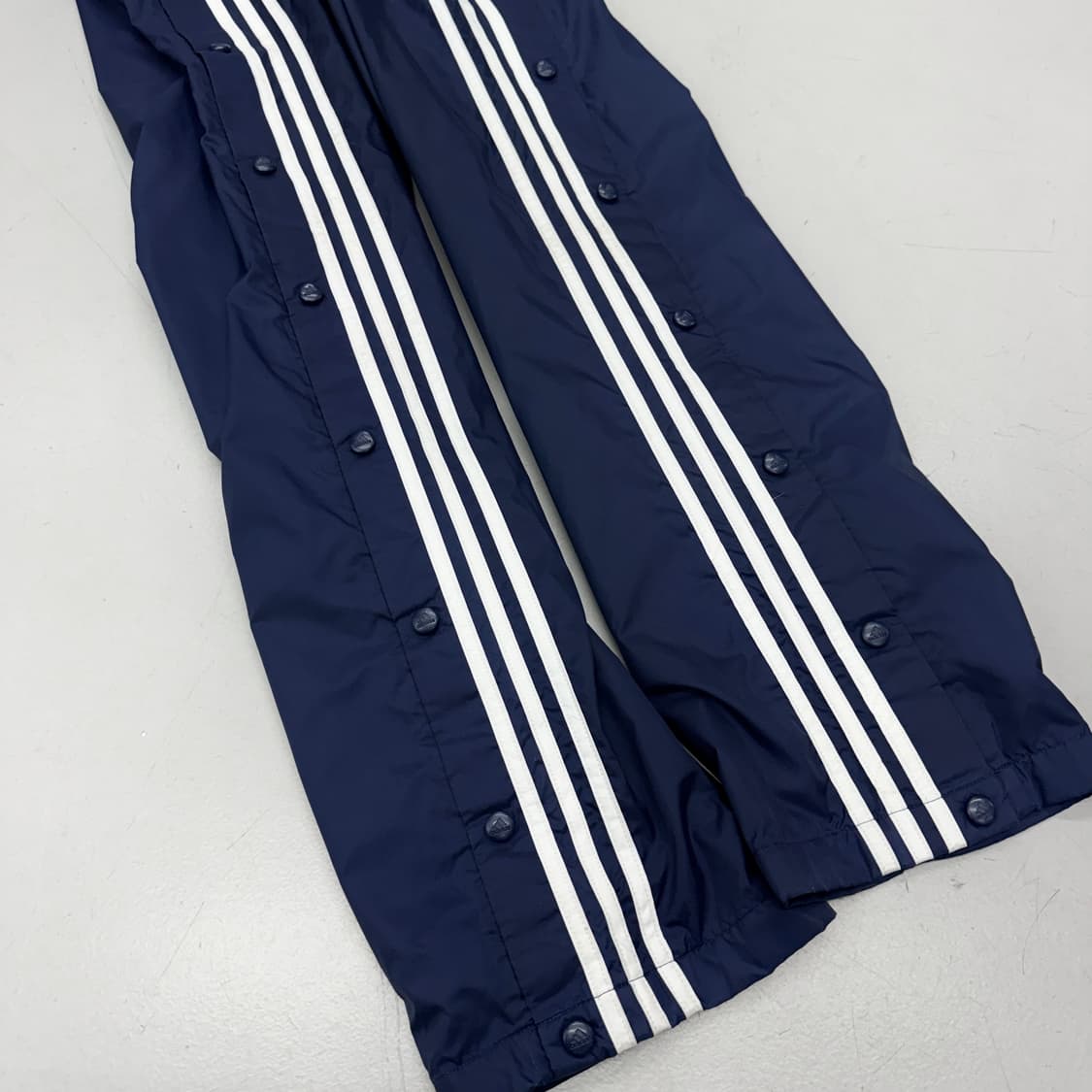 아디다스 90s 삼선 올드스쿨 버튼 바람막이 트랙팬츠 상품이미지4