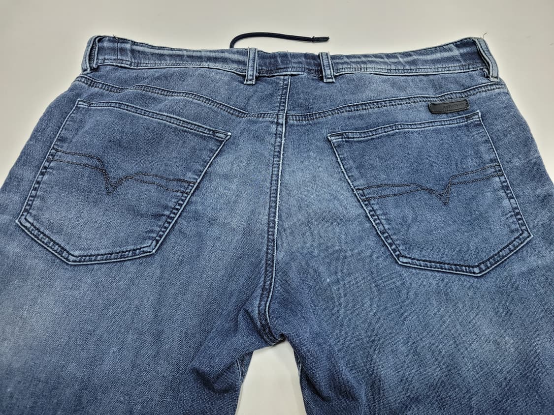 DIESEL 디젤 웨이키 조거진 청바지 / 남 34 (추천 34이상)
 상품이미지5