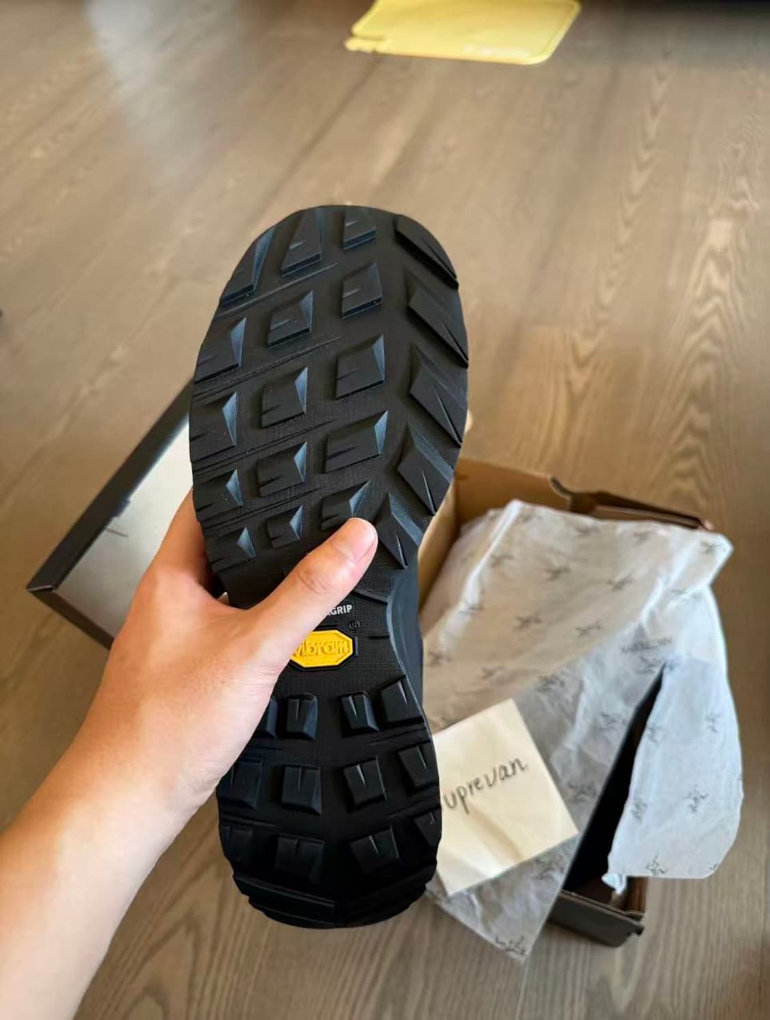 아크테릭스 컨실 FL 2 블랙 카본 카피 265mm 상품이미지4