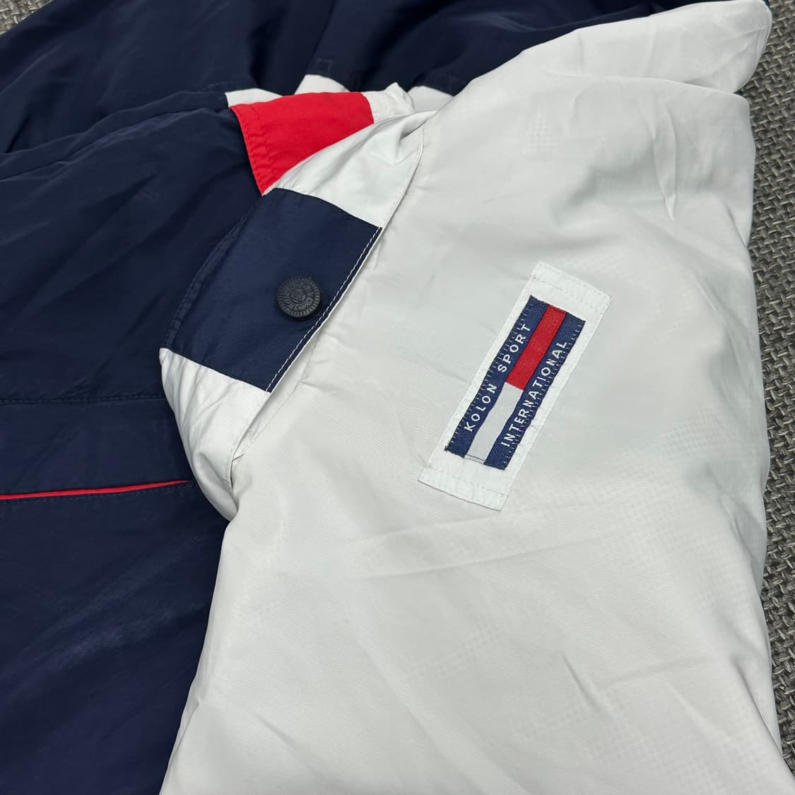 코오롱 스포츠 90s 올드스쿨 배색 바람막이 100 상품이미지8