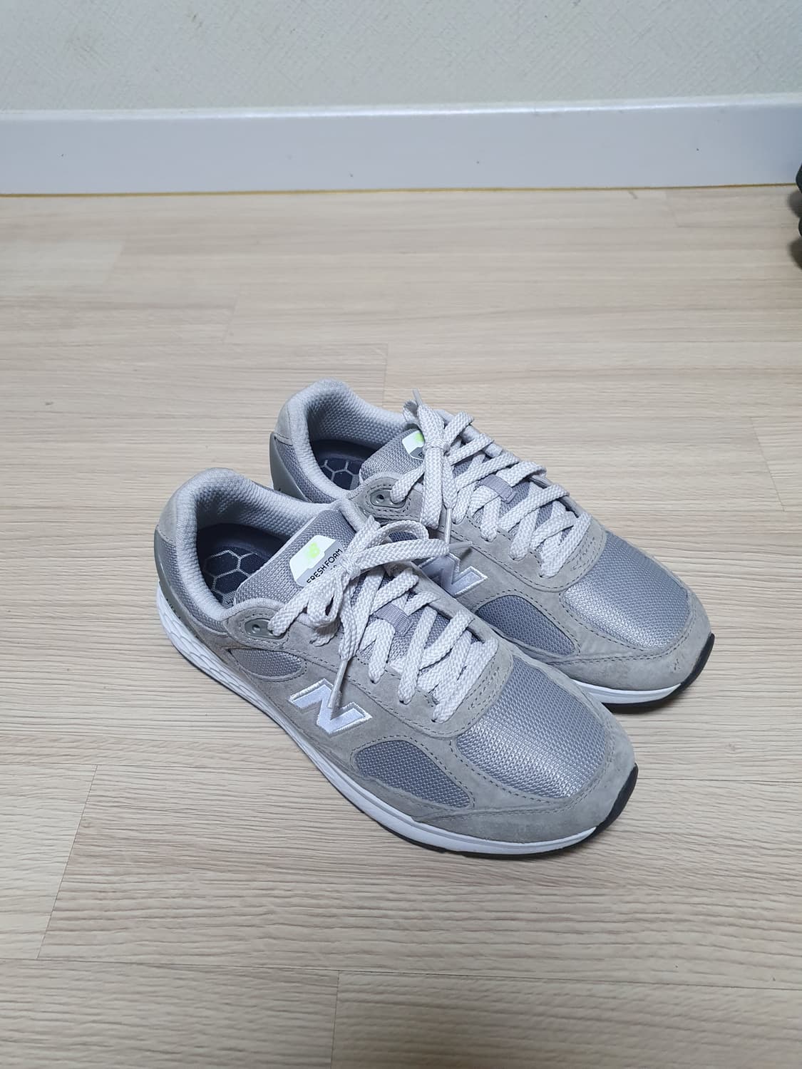 뉴발란스 1880 그레이 운동화 260 상품이미지2