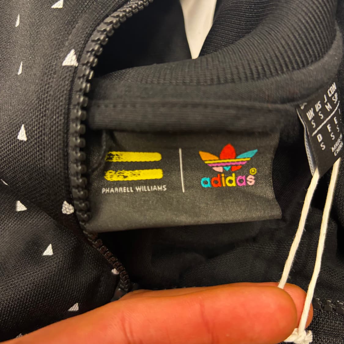 아디다스 X 퍼렐 윌리엄스 휴먼 레이스 블랙 트랙탑 져지 M 상품이미지7