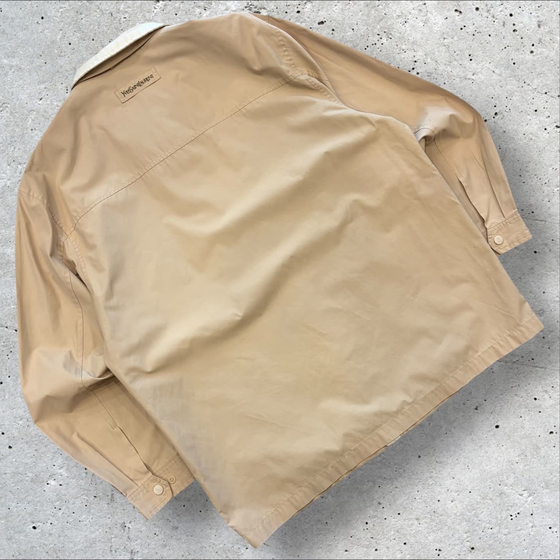 [105] 02s 입생로랑 뿌르 옴므 베이지 폴리 자켓 D346 상품이미지2