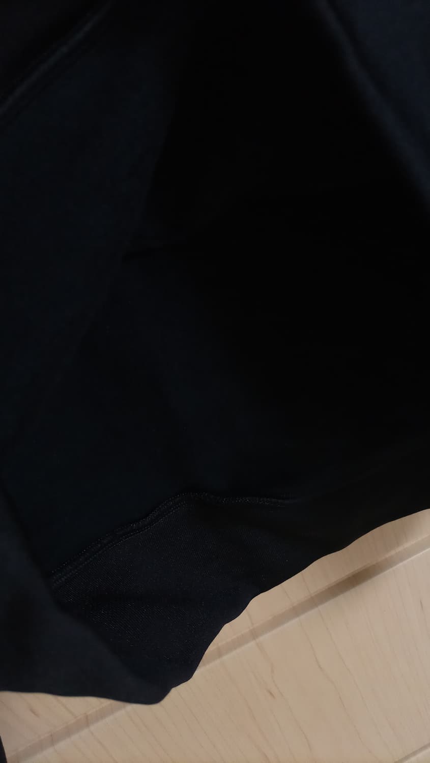 신품급 정품인증 몽클레르 그레노블 레터링 블랙 후드티 몽클레어 상품이미지5