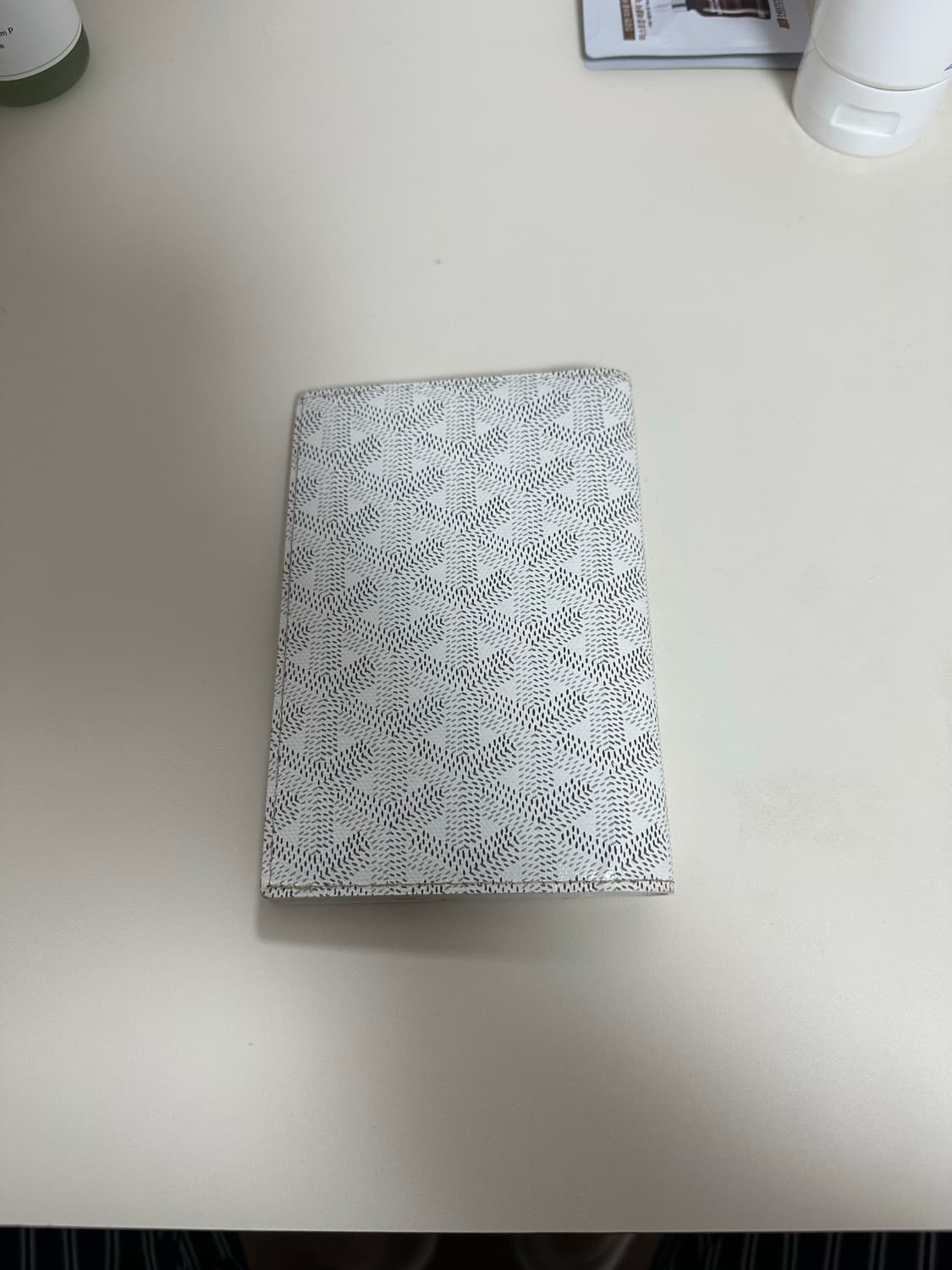 고야드 여권지갑 화이트 판매합니다😄 상품이미지2