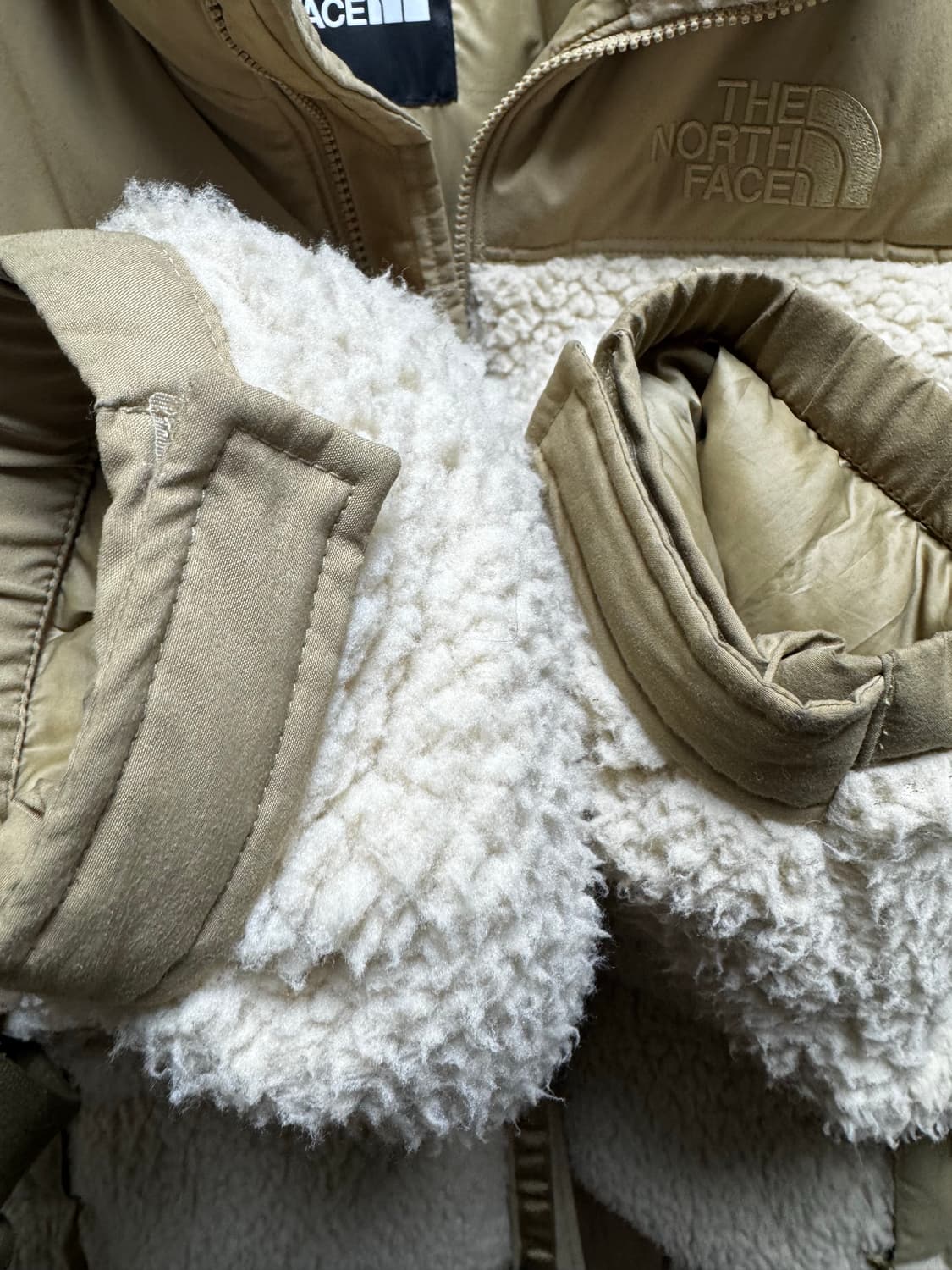 노스페이스 쉐르파 눕시 패딩 샌드 us xl asia xxl 상품이미지5