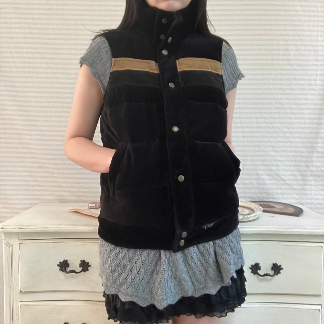 jpn vintage 블랙 골드 배색 패딩 조끼 y2k 스트릿 갸루 펑키 상품이미지4