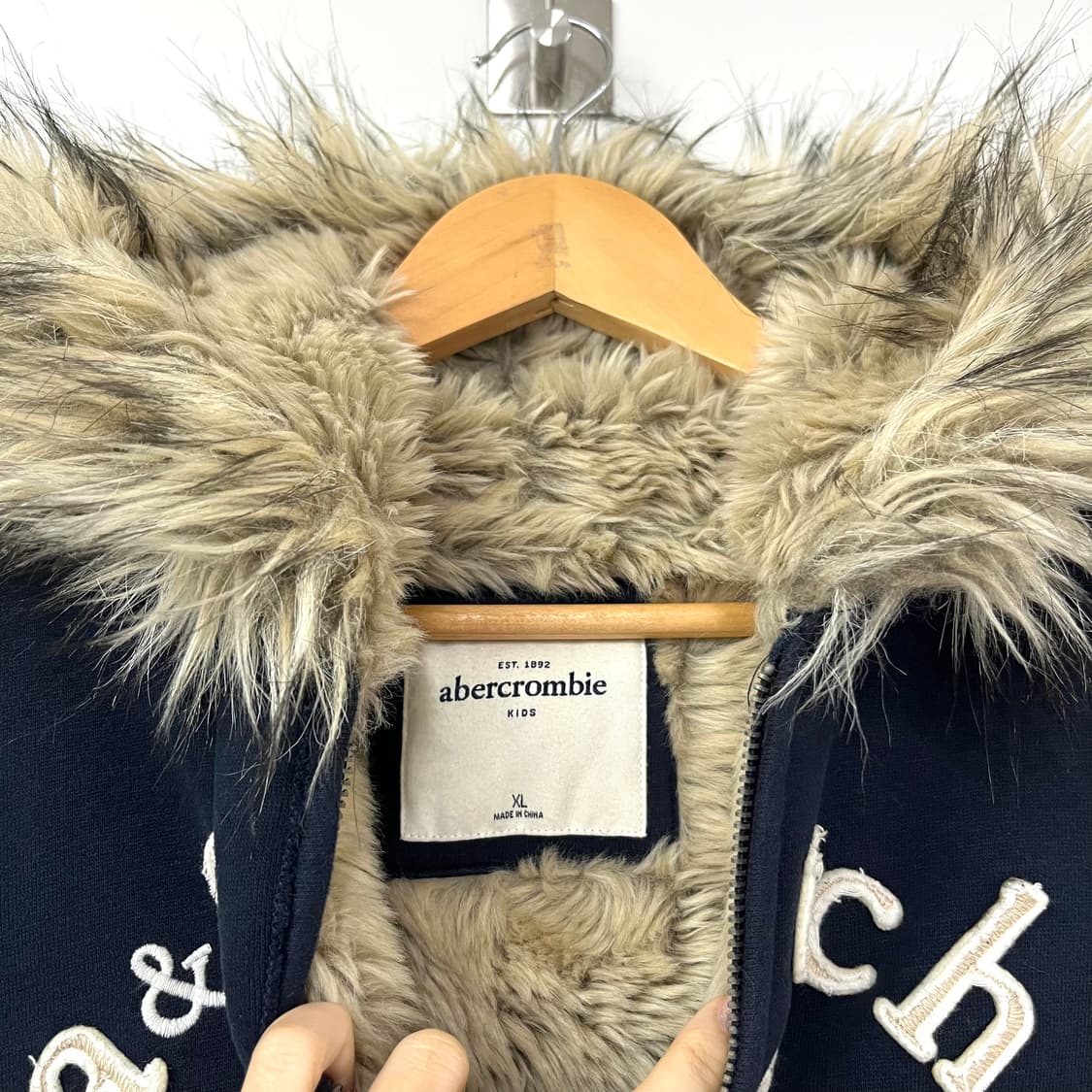 아베크롬비 울프죠 자수로고 네이비 후드집업 상품이미지7