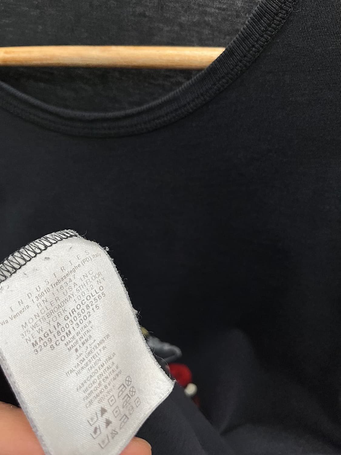 110) 몽클레어 울프 와펜 롱슬리브  상품이미지6