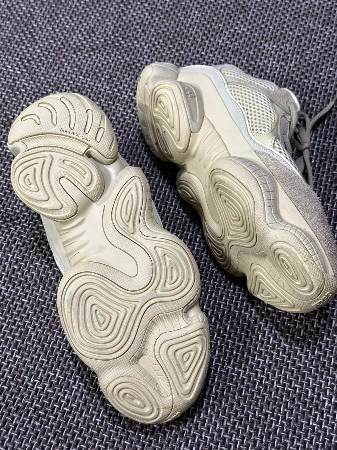 아디다스 이지부스트 500 상품이미지4