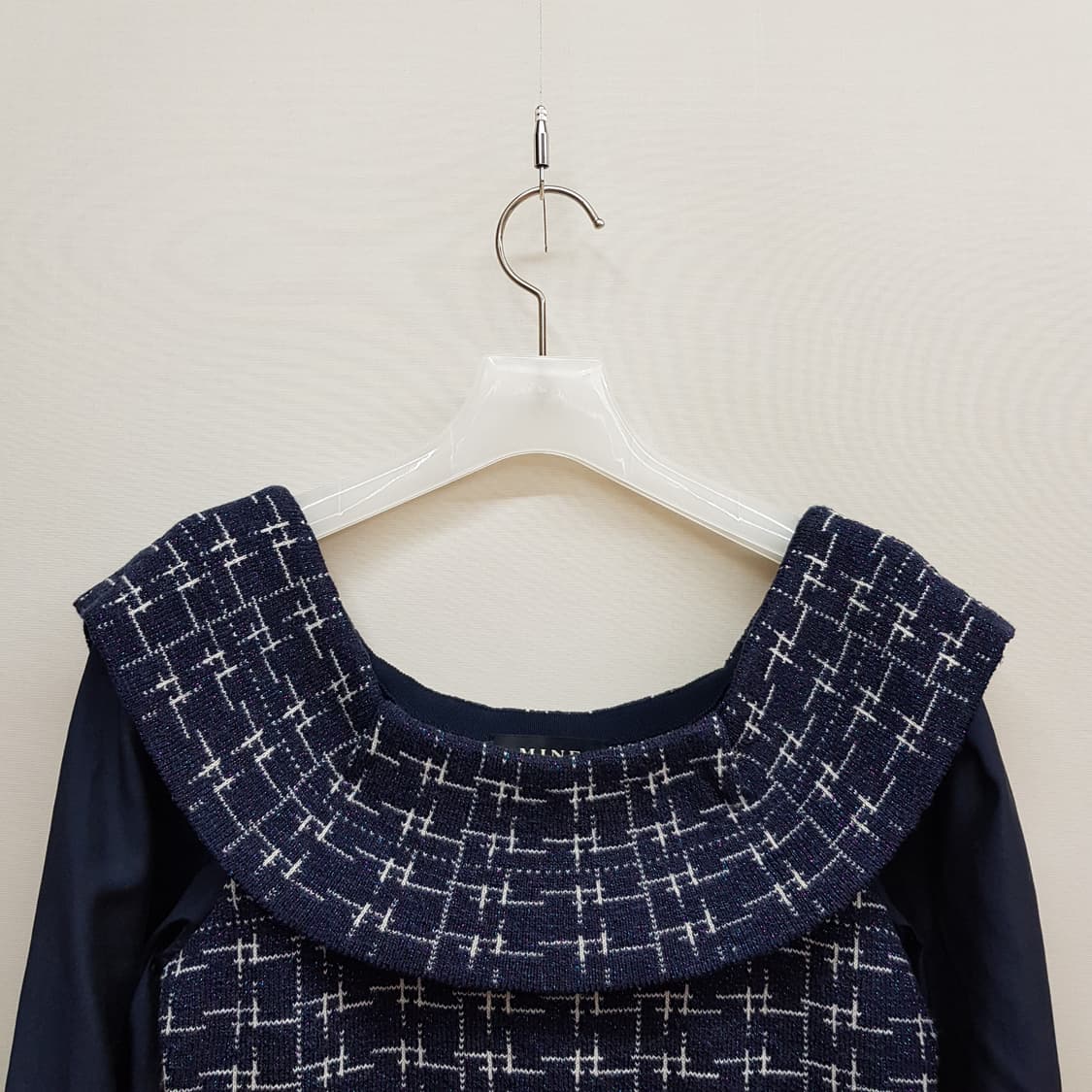 한섬 마인 셔링 카라 니트  F90 사이즈 상품이미지2