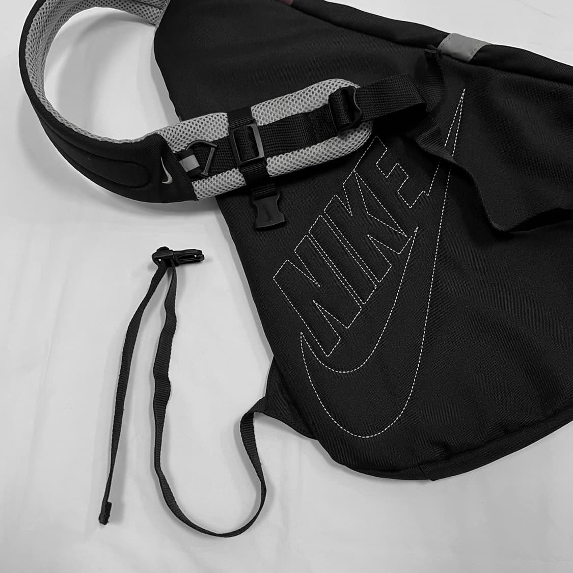 나이키 슬링백 상품이미지4