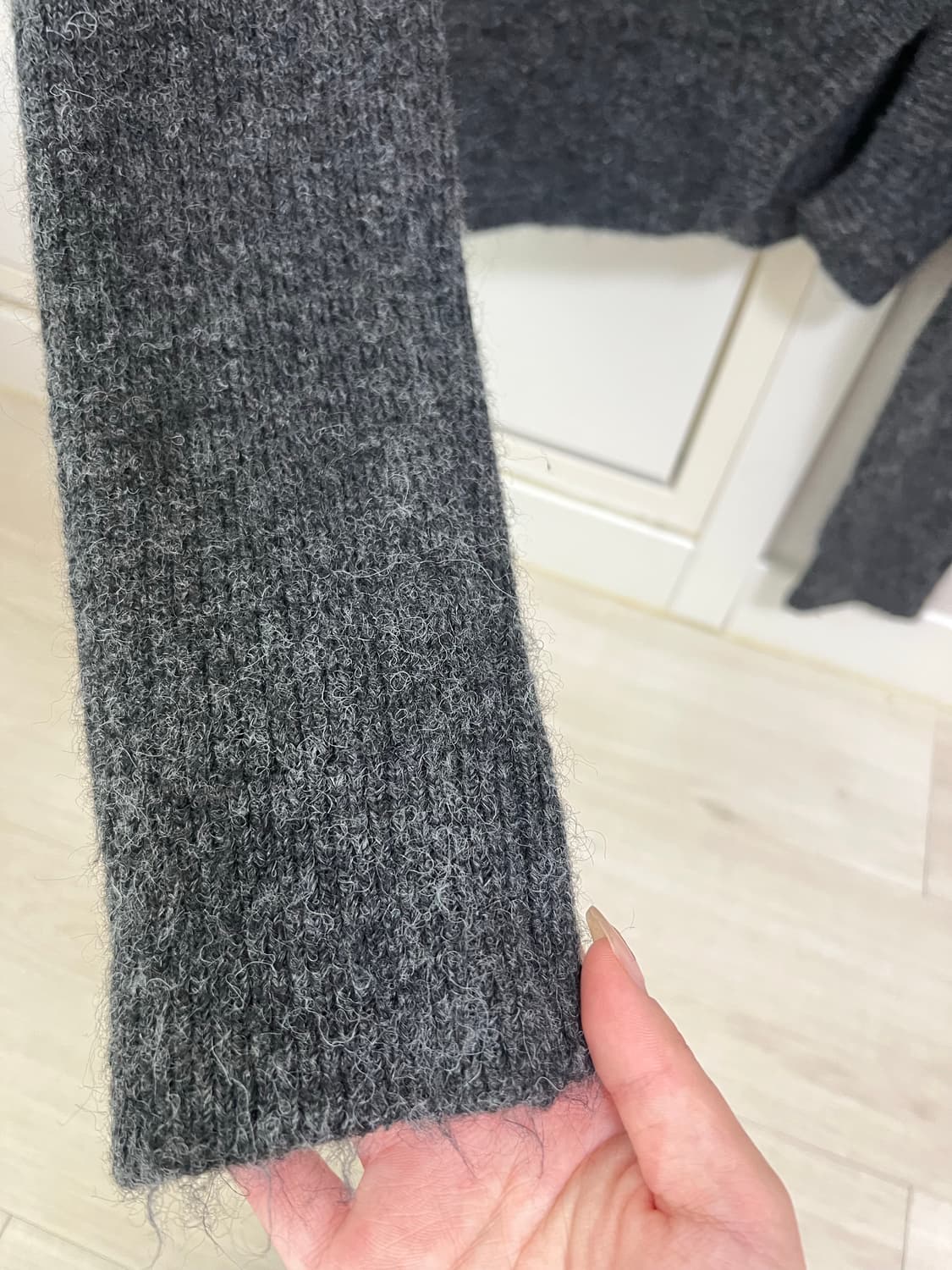 Side button knit CHARCOAL 상품이미지5