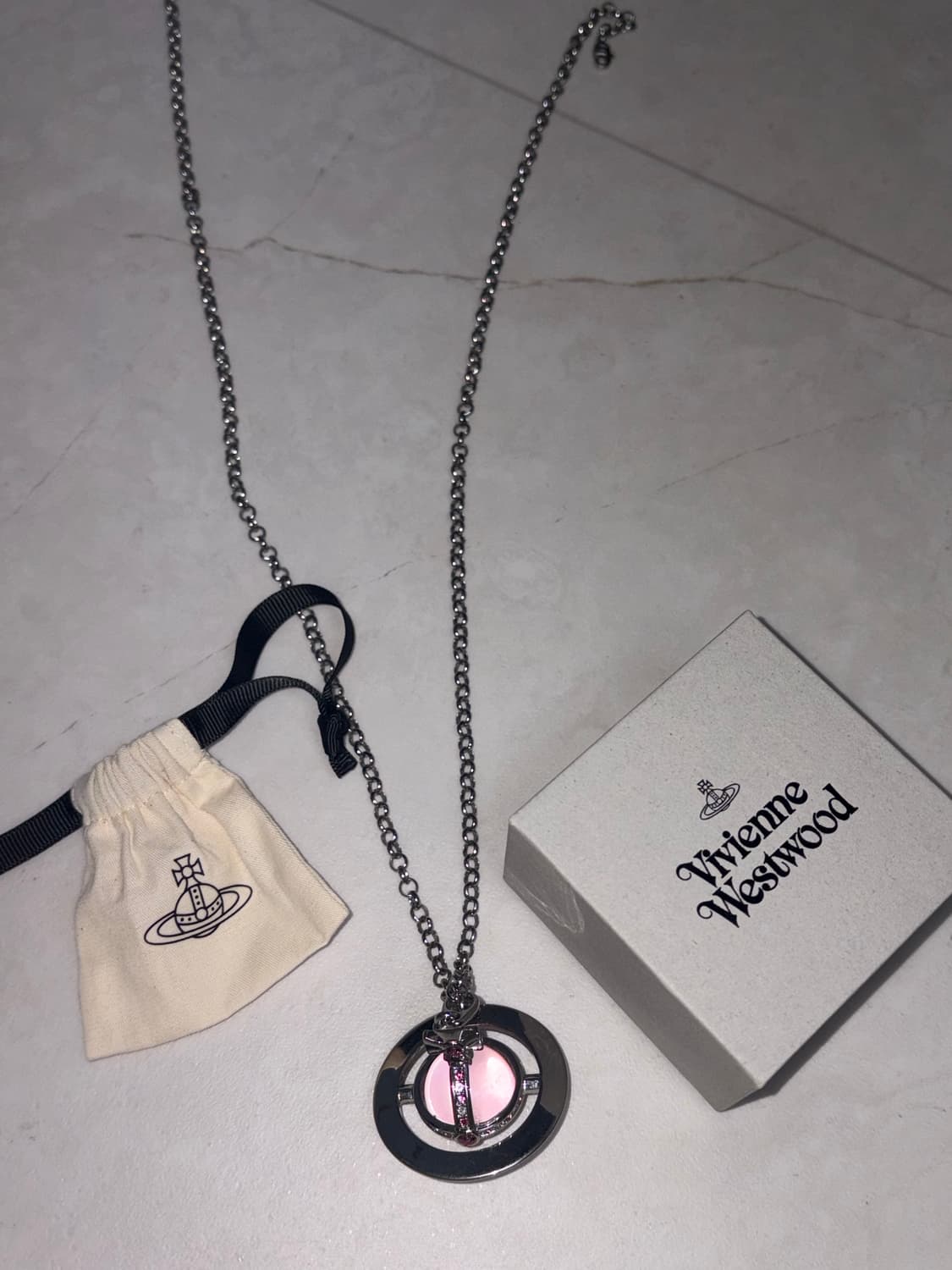 비비안웨스트우드 빅 orb 핑크 목걸이 상품이미지1