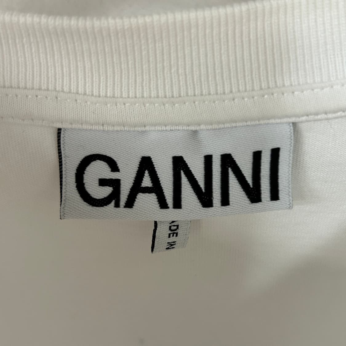 GANNI 가니 오이스터 프린트 로고 반팔 티셔츠 화이트 상품이미지6
