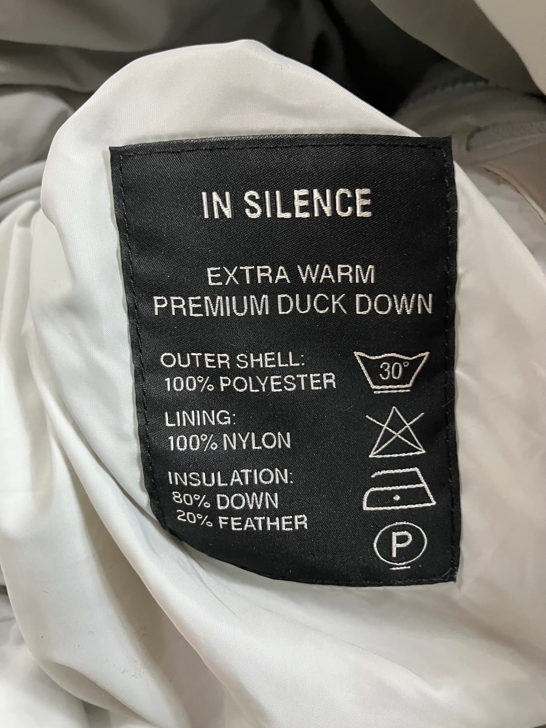 인사일런스 회백색 숏 패딩 L 상품이미지8