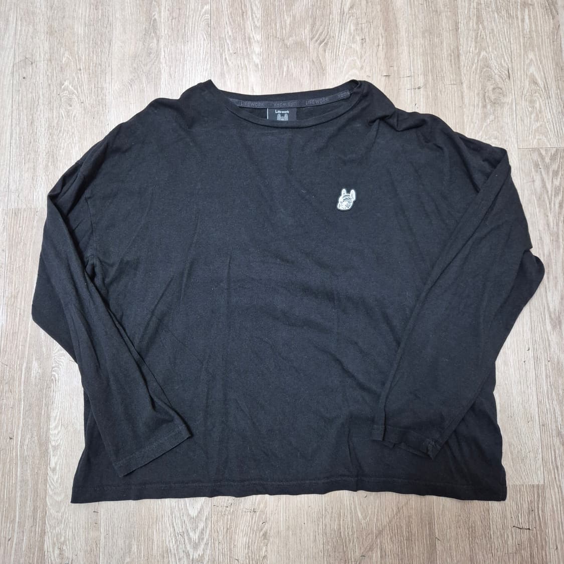 라이프워크 여성 루즈핏 와펜로고 롱슬리브 긴팔티 상품이미지2